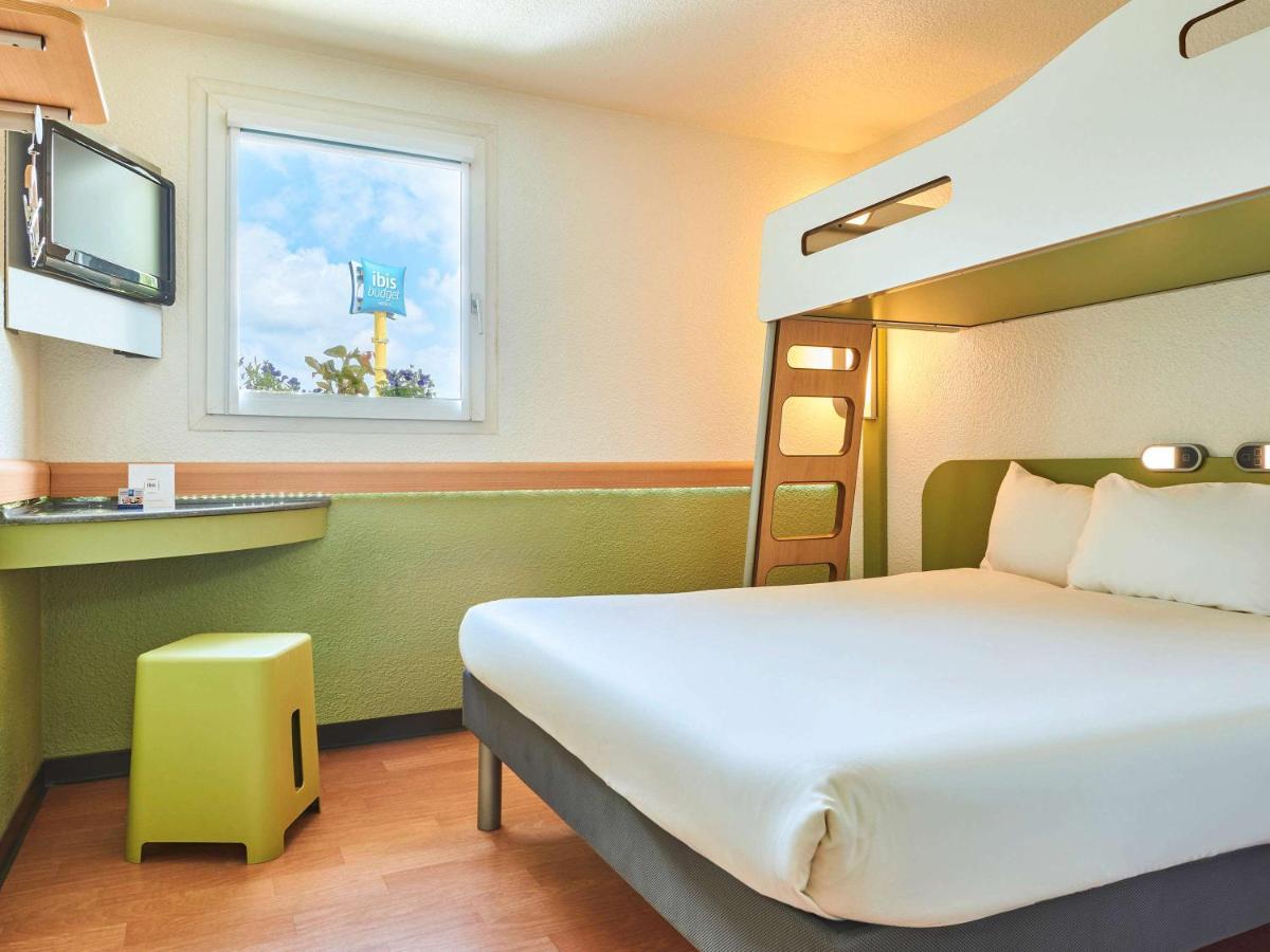 Ibis Budget Versailles Куаньєр Екстер'єр фото