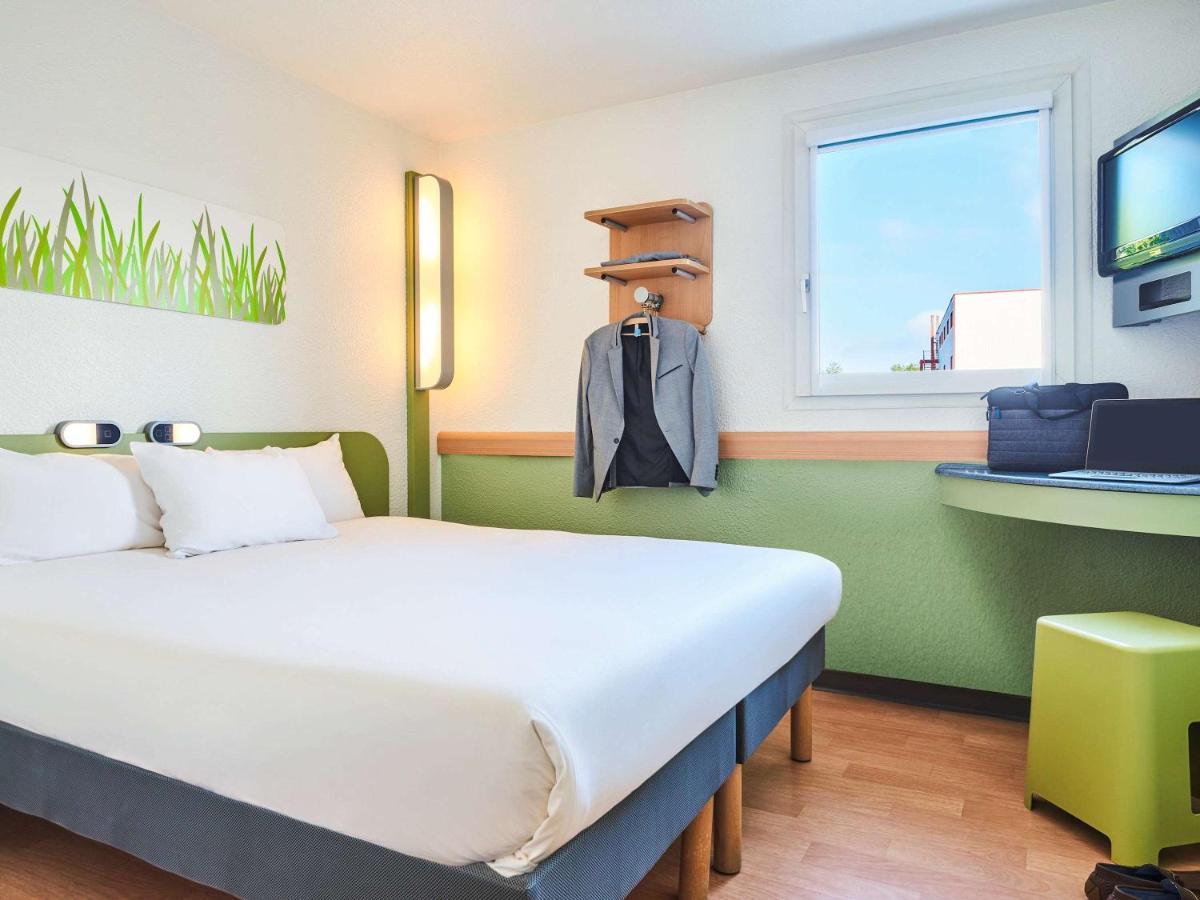 Ibis Budget Versailles Куаньєр Екстер'єр фото