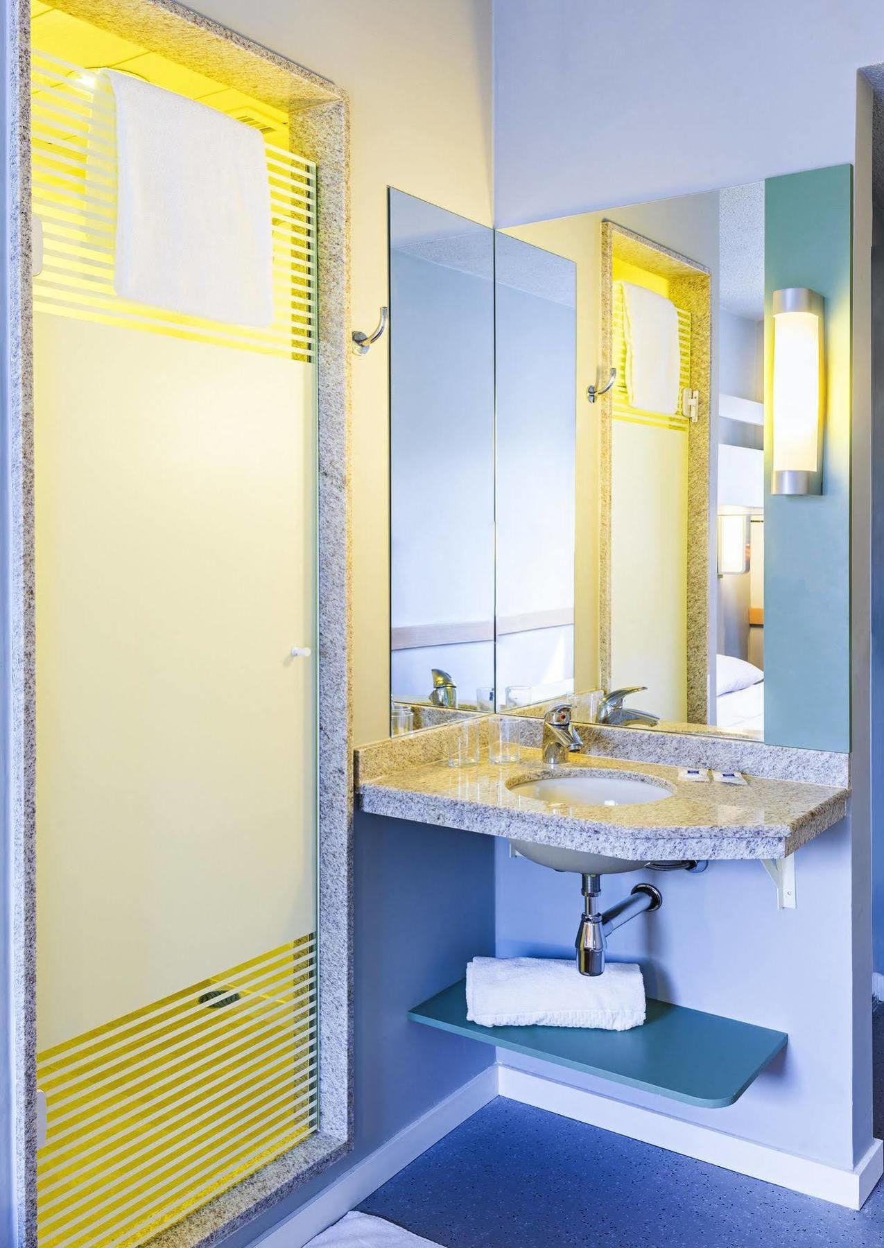 Ibis Budget Versailles Куаньєр Екстер'єр фото